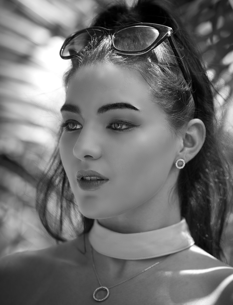 最新潮眉毛,时尚潮流的焦点之选